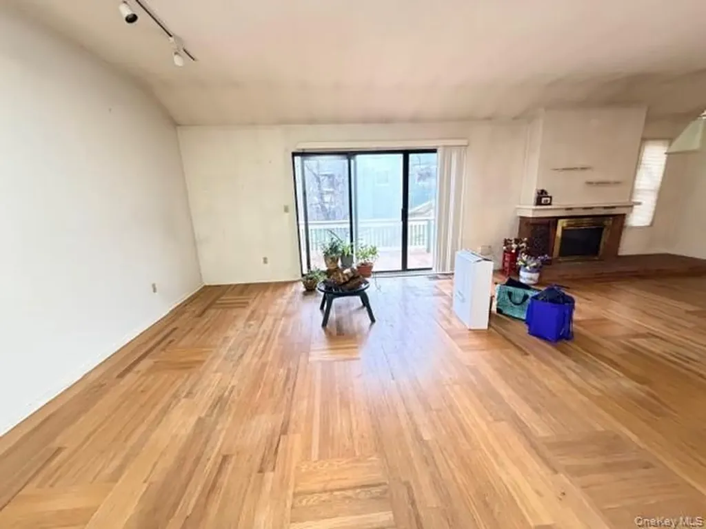 39 Heritage Hills Somers NY 10589