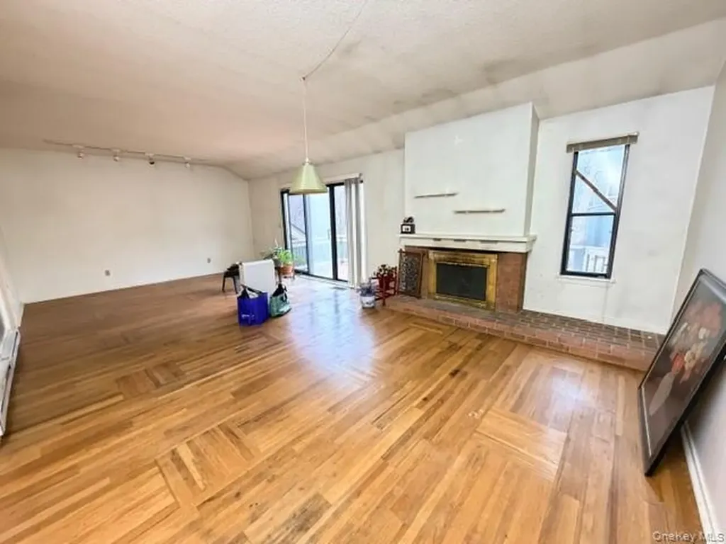 39 Heritage Hills Somers NY 10589