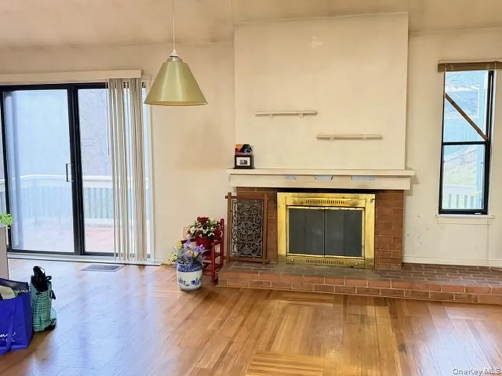 39 Heritage Hills Somers NY 10589