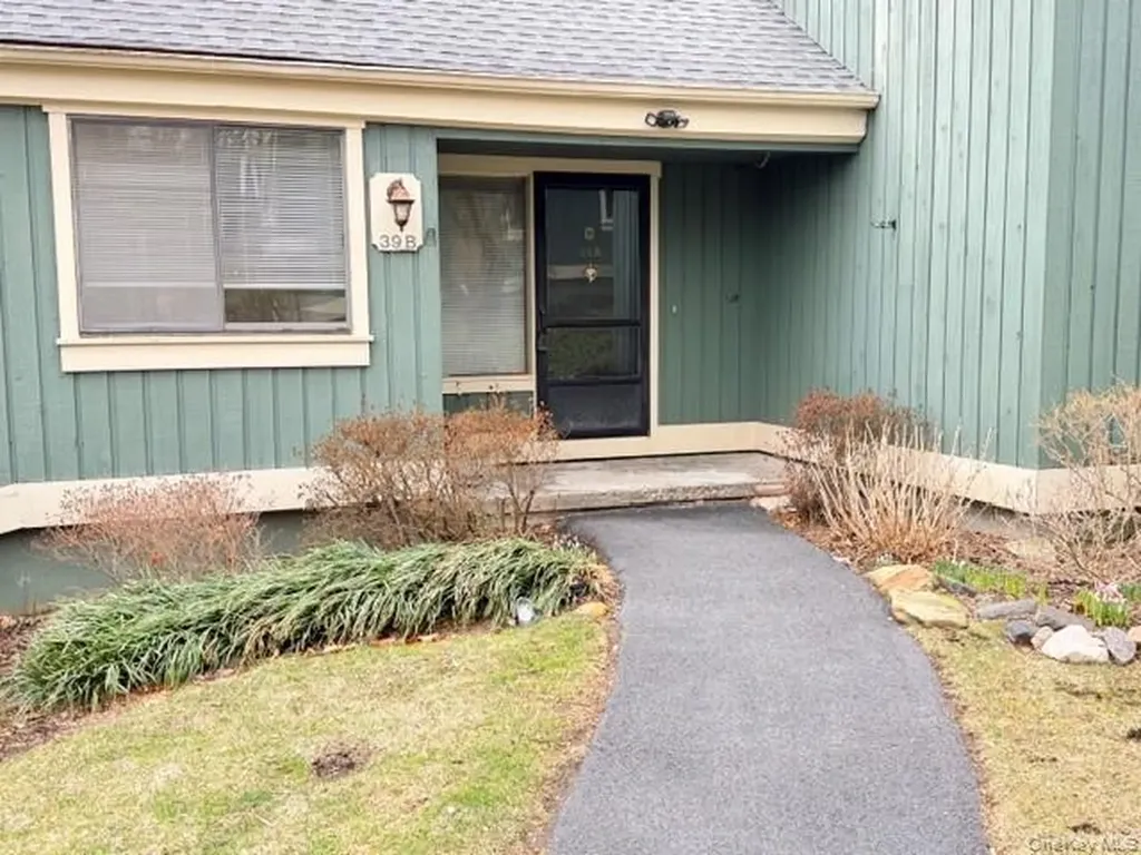 39 Heritage Hills Somers NY 10589
