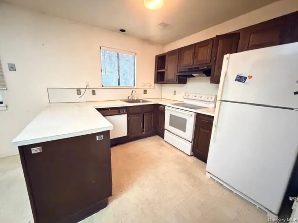 39 Heritage Hills Somers NY 10589