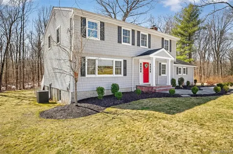 9 Mohawk Lane Yorktown Heights NY 10598
