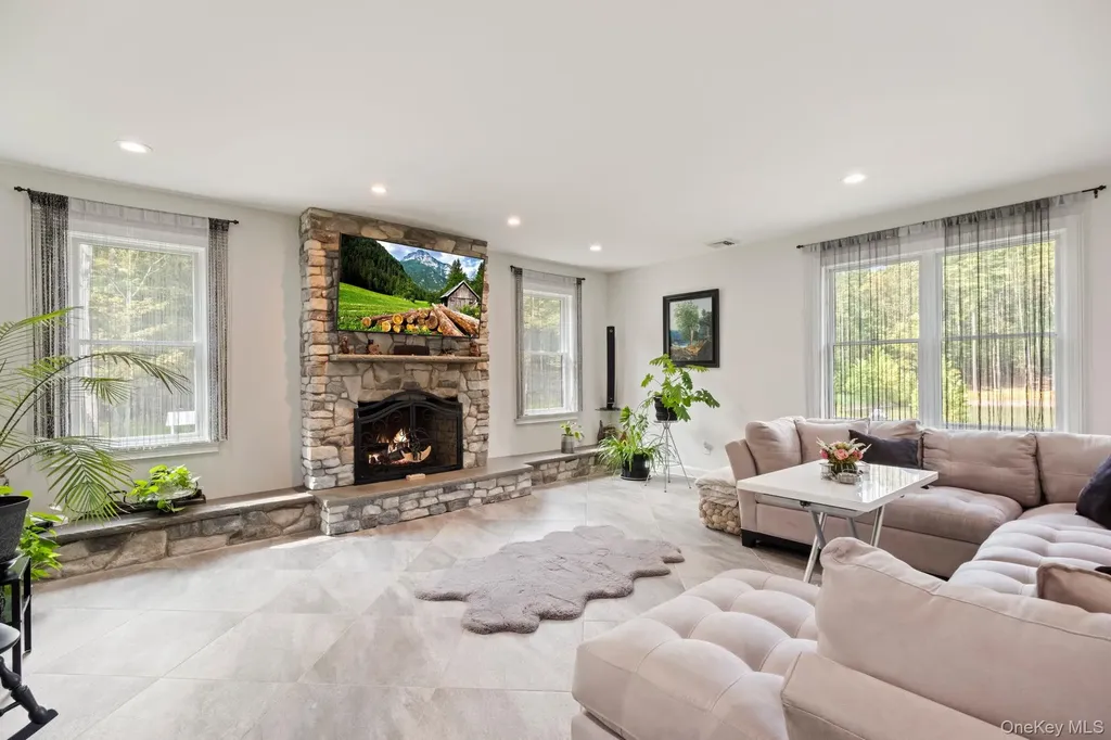 174 Webber Road Coxsackie NY 12051