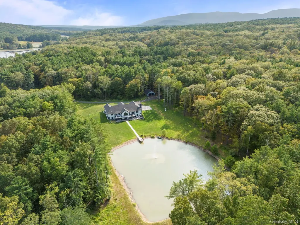 174 Webber Road Coxsackie NY 12051