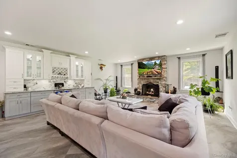 174 Webber Road Coxsackie NY 12051
