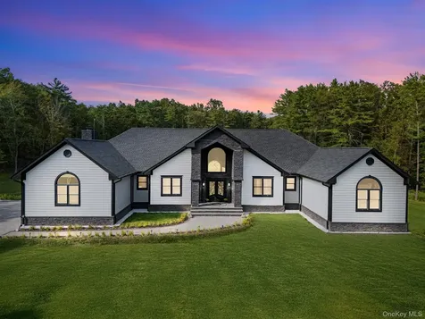 174 Webber Road Coxsackie NY 12051