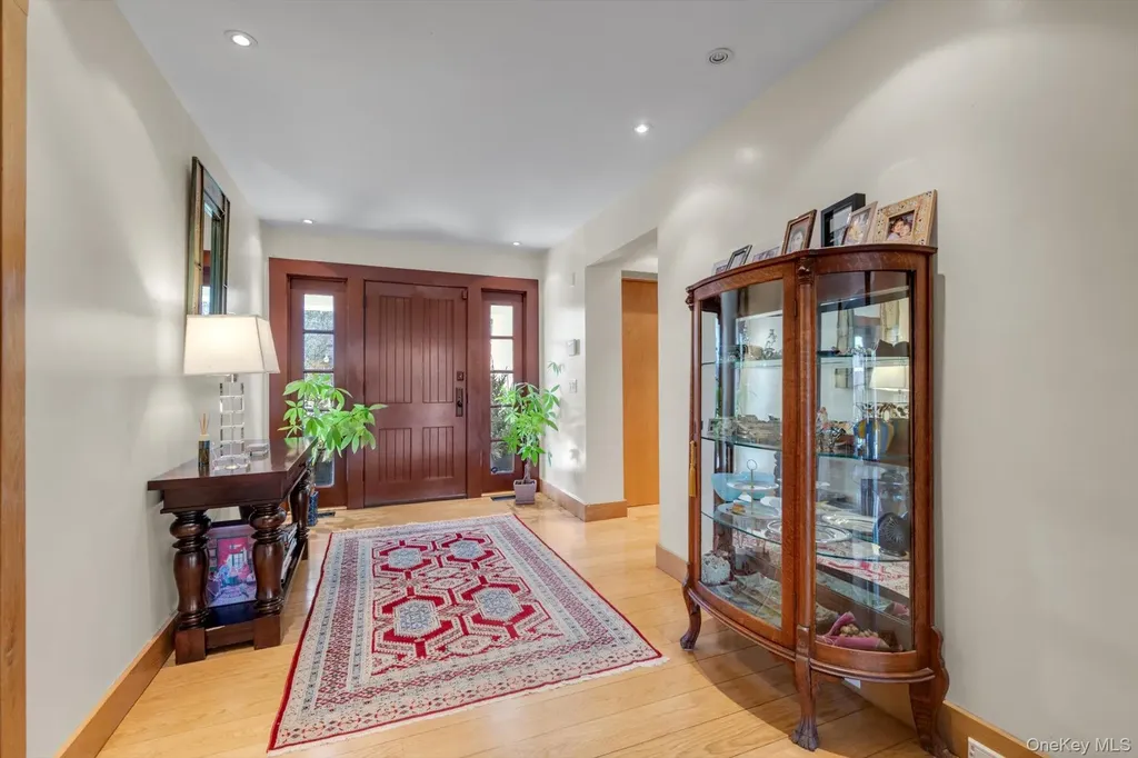 254 Adams Road Hewlett Harbor NY 11557
