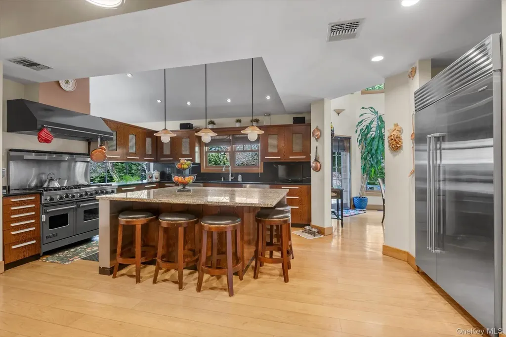 254 Adams Road Hewlett Harbor NY 11557