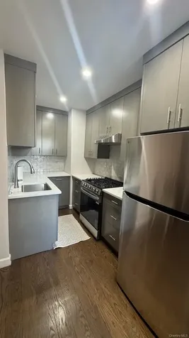305 Sixth Avenue Pelham NY 10803