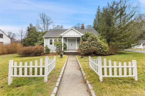 56 Huntville Road Katonah NY 10536