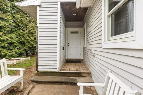 56 Huntville Road Katonah NY 10536