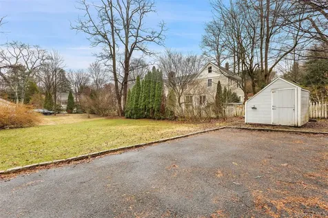 56 Huntville Road Katonah NY 10536