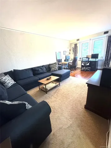 69 Harney Road Scarsdale NY 10583
