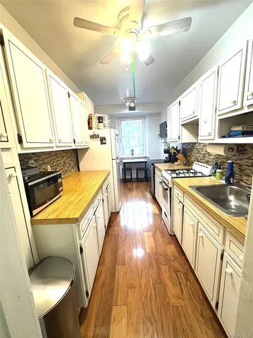 69 Harney Road Scarsdale NY 10583