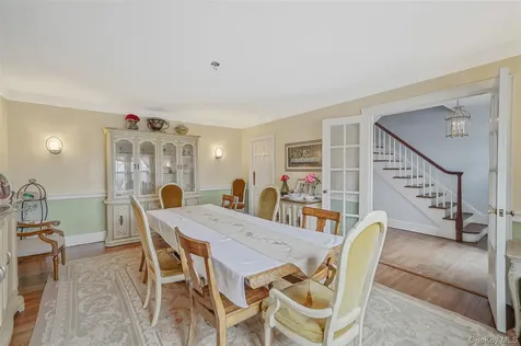 195 Cedar Swamp Road Glen Head NY 11545
