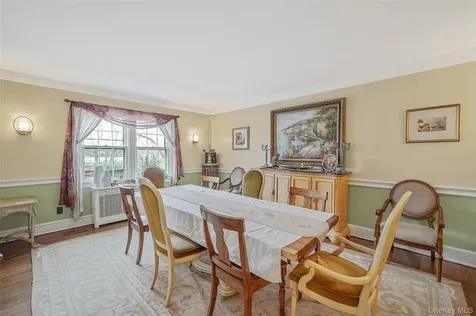 195 Cedar Swamp Road Glen Head NY 11545