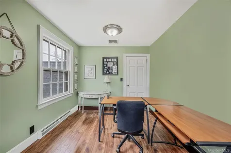 195 Cedar Swamp Road Glen Head NY 11545