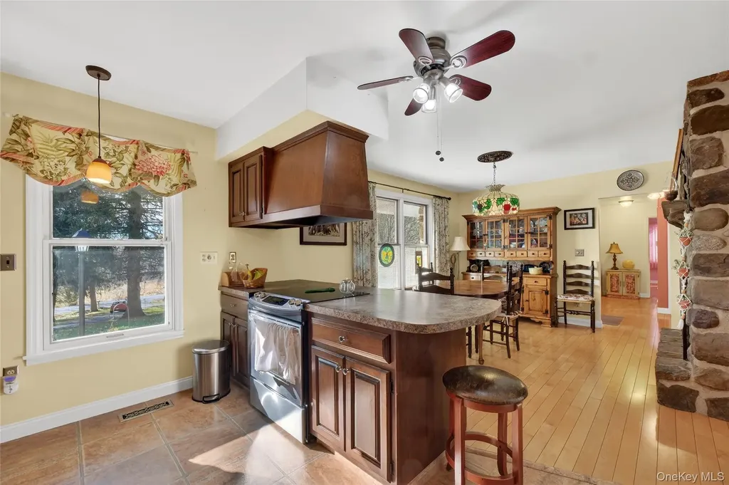 123 Fleury Road Pine Bush NY 12566