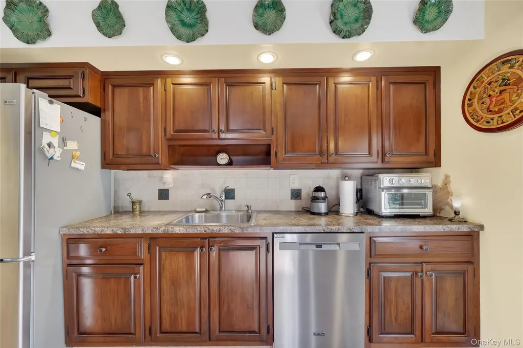 123 Fleury Road Pine Bush NY 12566