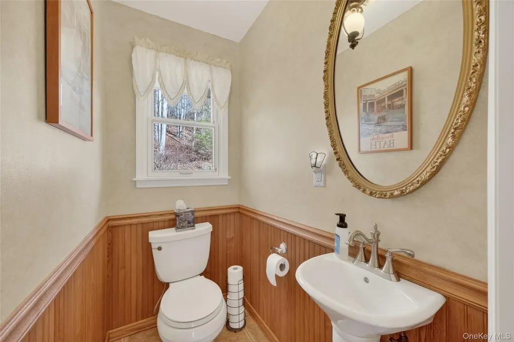 123 Fleury Road Pine Bush NY 12566