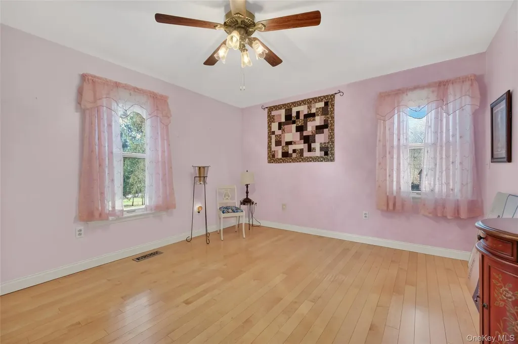 123 Fleury Road Pine Bush NY 12566