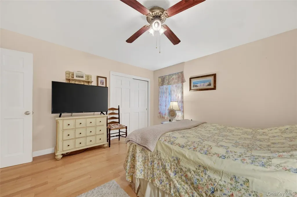 123 Fleury Road Pine Bush NY 12566