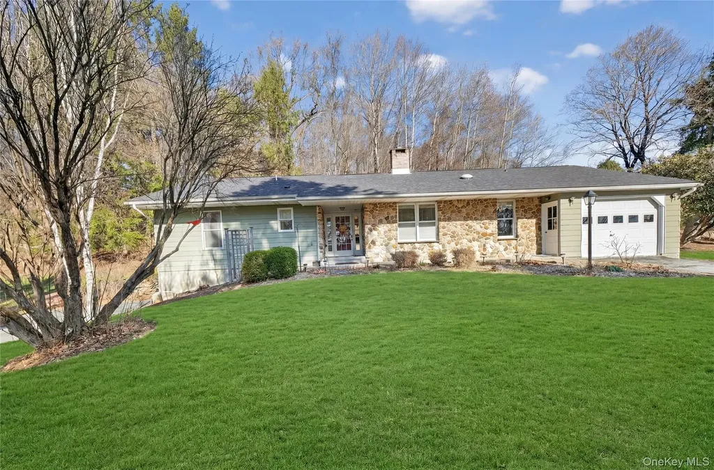 123 Fleury Road Pine Bush NY 12566