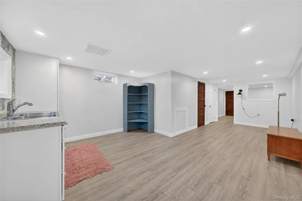 123 Fleury Road Pine Bush NY 12566
