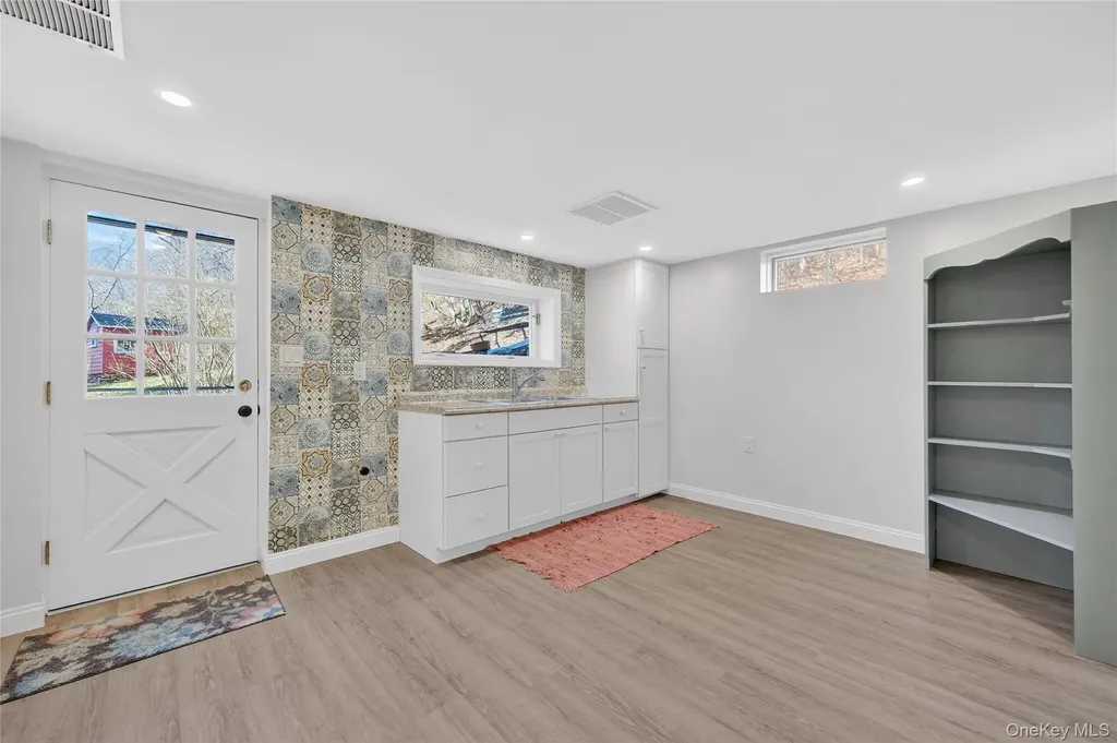 123 Fleury Road Pine Bush NY 12566