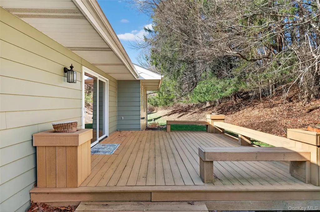 123 Fleury Road Pine Bush NY 12566