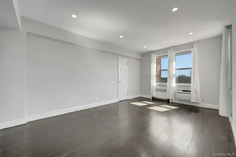 620 Pelham Road New Rochelle NY 10805
