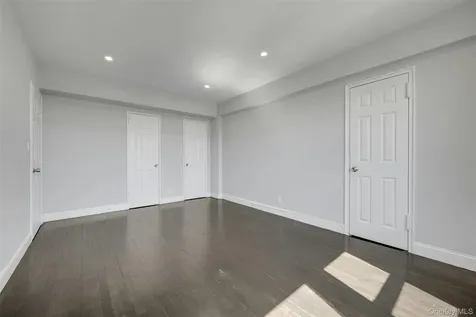 620 Pelham Road New Rochelle NY 10805