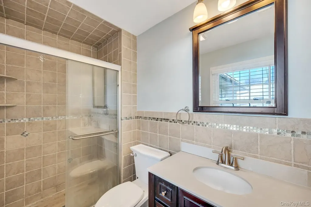27 Westbrook Road Coram NY 11727