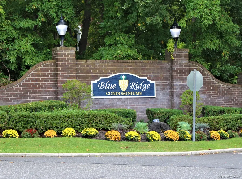 486 Daryl Drive Medford NY 11763