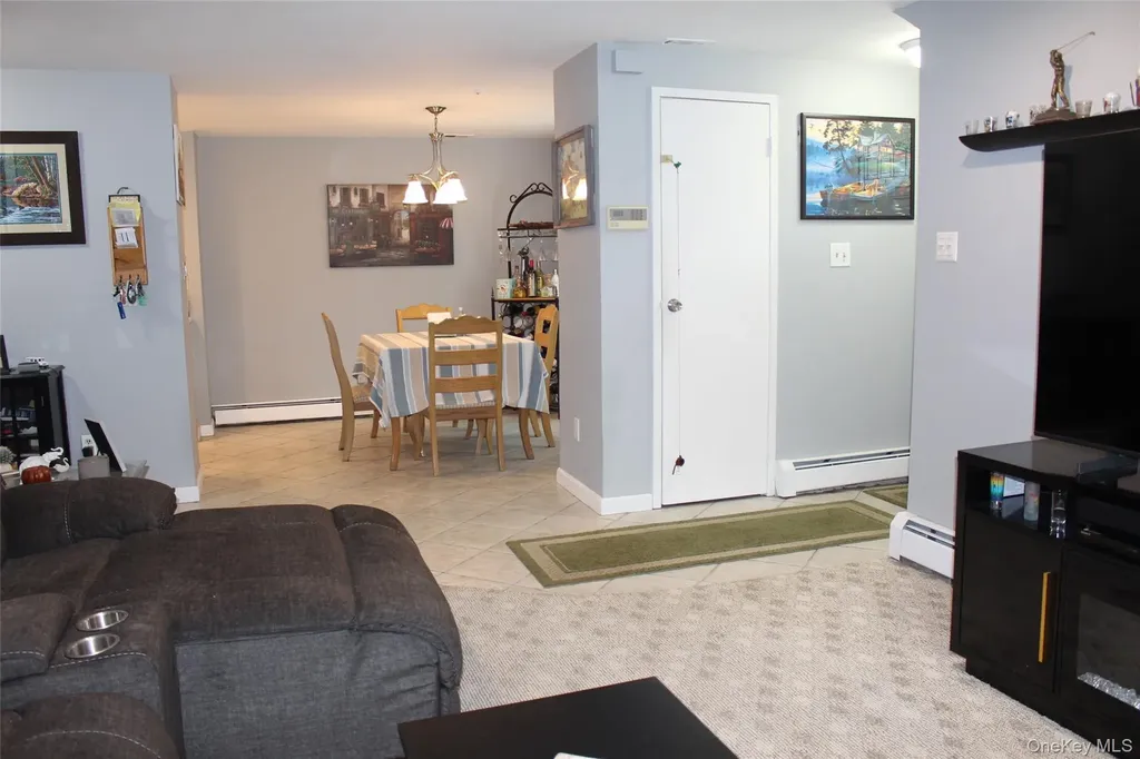 486 Daryl Drive Medford NY 11763
