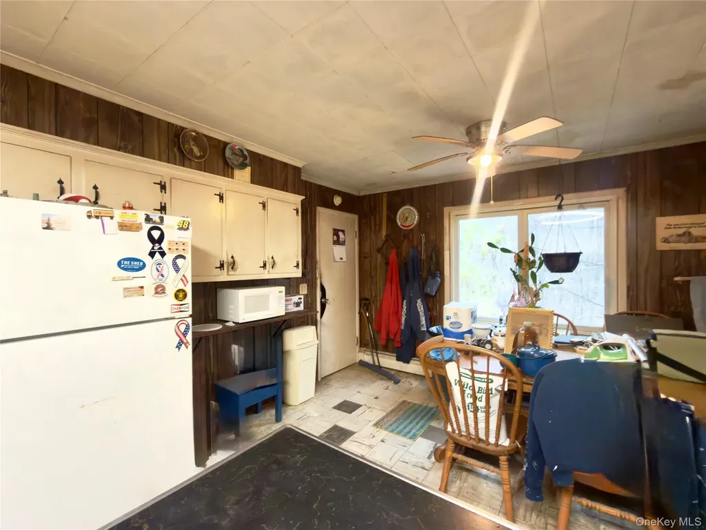 6 Pine Tree Lane Hyde Park NY 12538