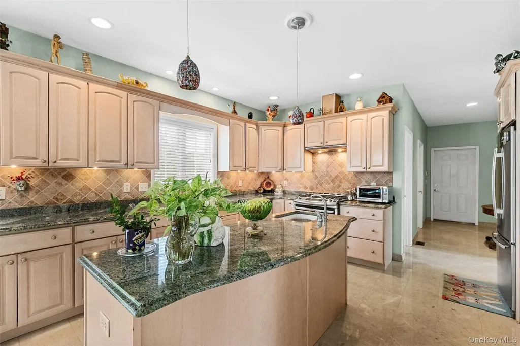 20 Goshen Road Chester NY 10918