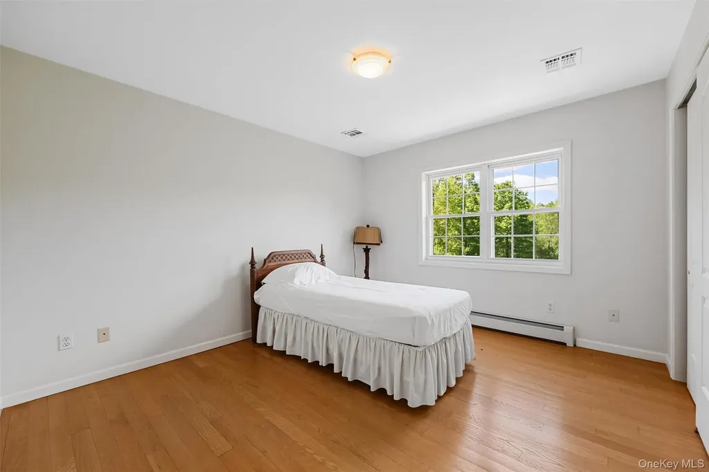 20 Goshen Road Chester NY 10918