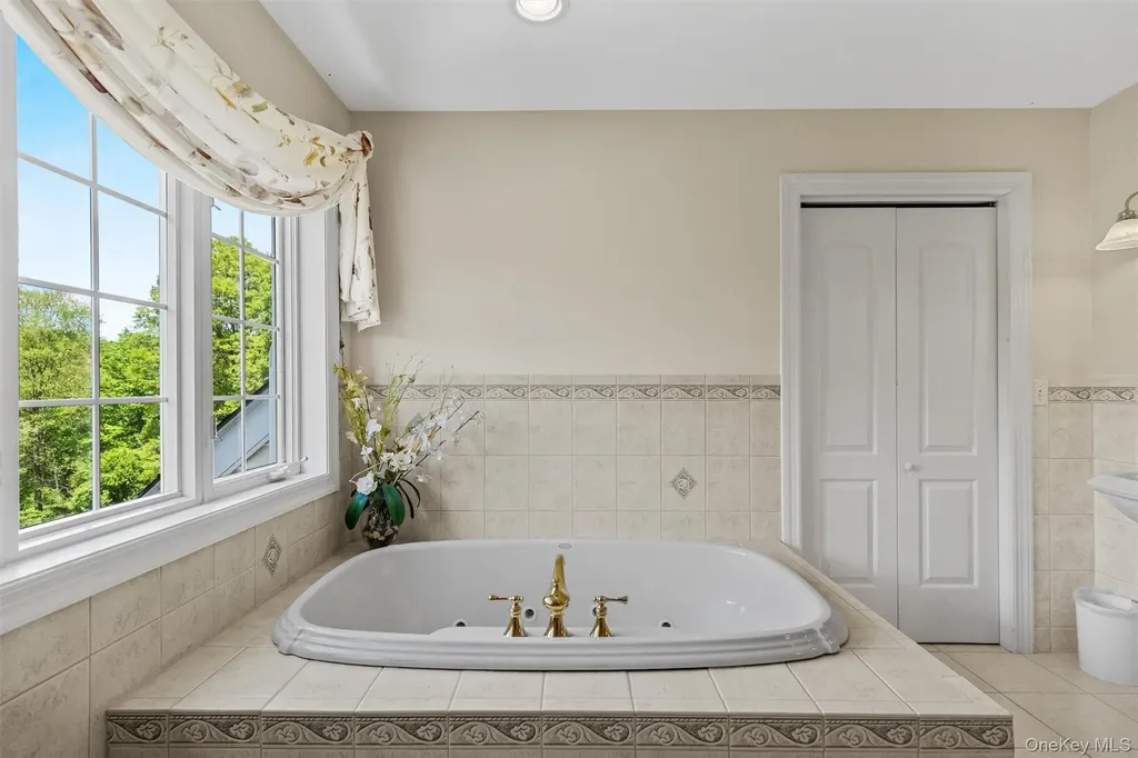 20 Goshen Road Chester NY 10918