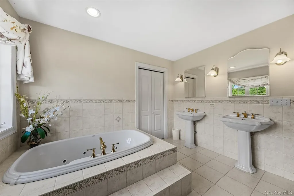 20 Goshen Road Chester NY 10918