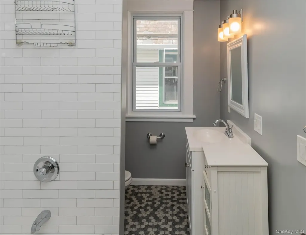 15 Taylor Avenue Poughkeepsie NY 12601