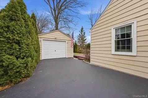 30 Keystone Road Yonkers NY 10710