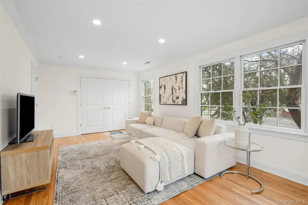 1127 Jensen Avenue Mamaroneck NY 10543