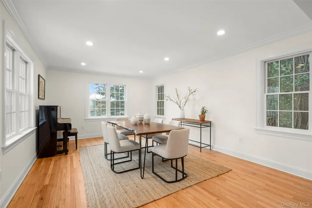 1127 Jensen Avenue Mamaroneck NY 10543