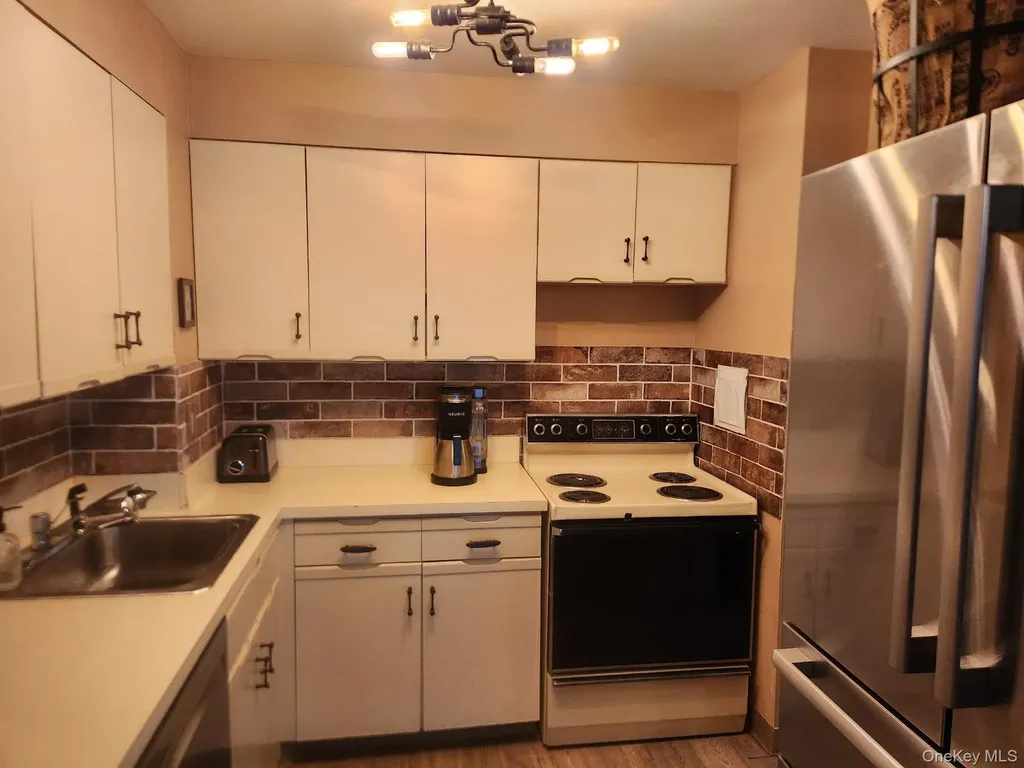 360 Shore Road Long Beach NY 11561