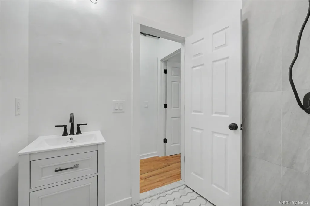 154 3rd Street Newburgh NY 12550