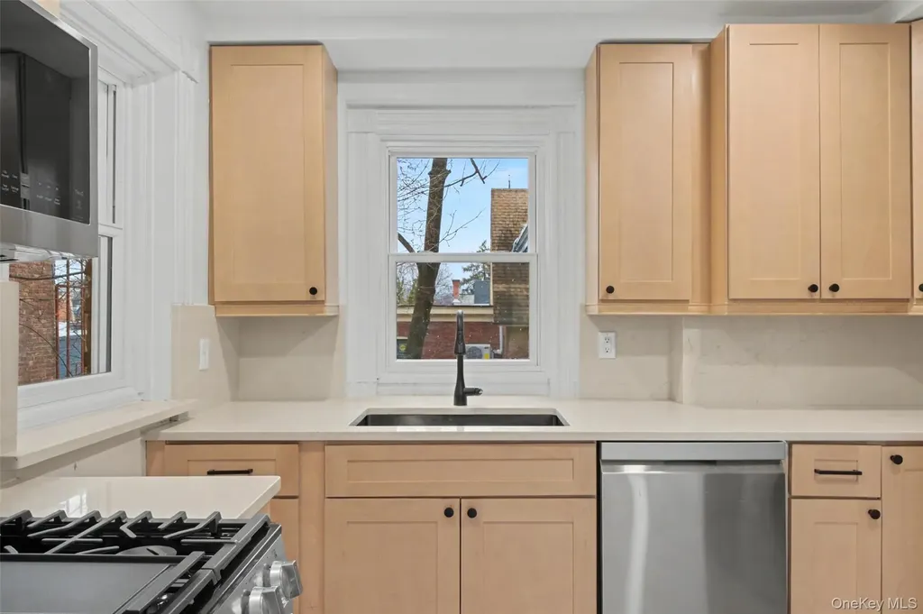 154 3rd Street Newburgh NY 12550