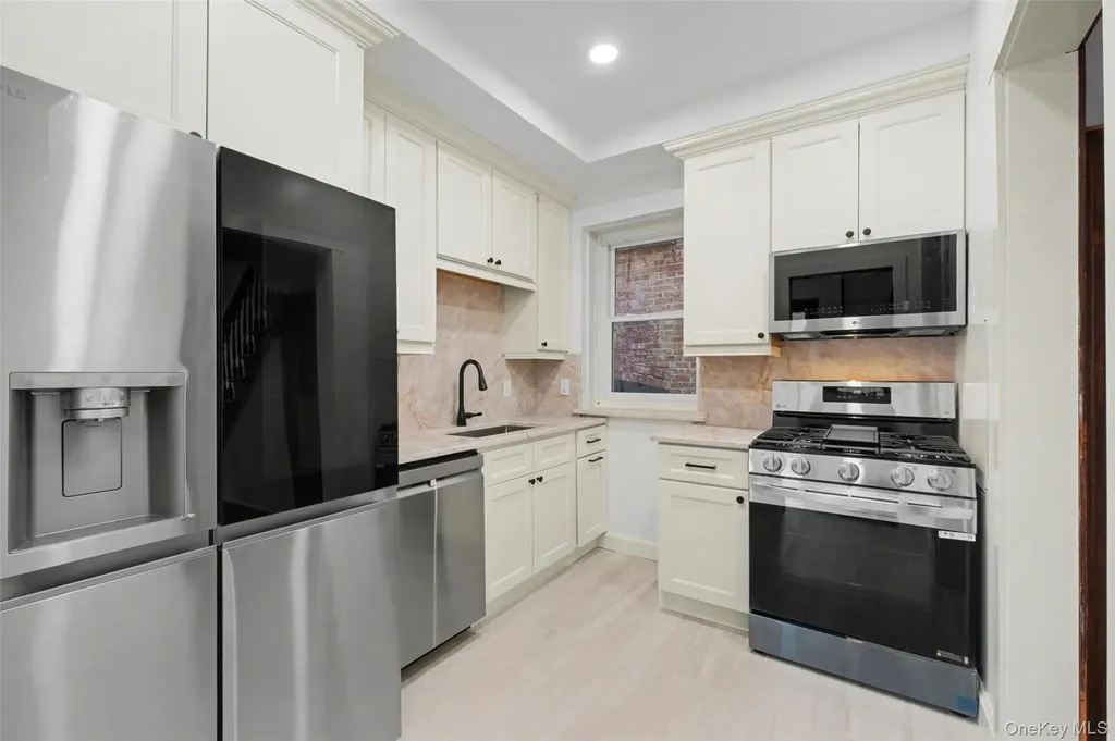 154 3rd Street Newburgh NY 12550