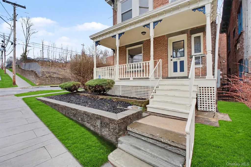 154 3rd Street Newburgh NY 12550