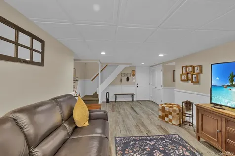 83 Maple Brook Road Tuxedo Park NY 10987